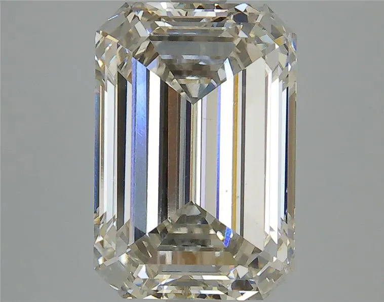 4.58ct Emerald Lab Grown Diamond (Colour I, Clarity VS1, IGI Certified)