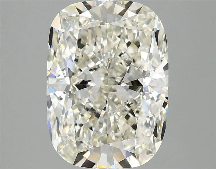 3.02ct Cushion modified Lab Grown Diamond (Colour H, Clarity VS1, IGI Certified)