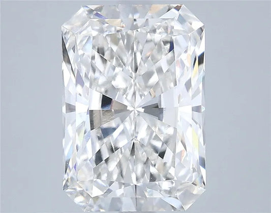 3.72ct Radiant Lab Grown Diamond (Colour F, Clarity VVS2, IGI Certified)
