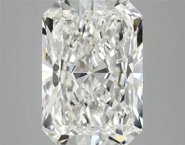 4.05ct Radiant Lab Grown Diamond (Colour G, Clarity VS1, IGI Certified)