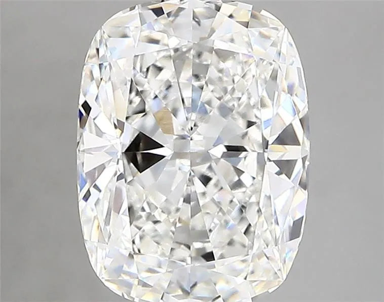 2.81ct Cushion modified Lab Grown Diamond (Colour F, Clarity VVS1, IGI Certified)