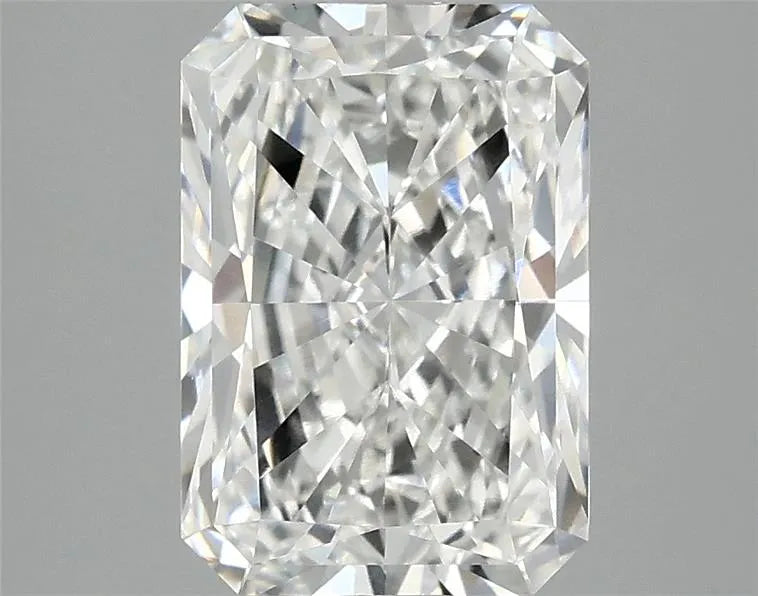 2.87ct Radiant Lab Grown Diamond (Colour F, Clarity VVS2, IGI Certified)