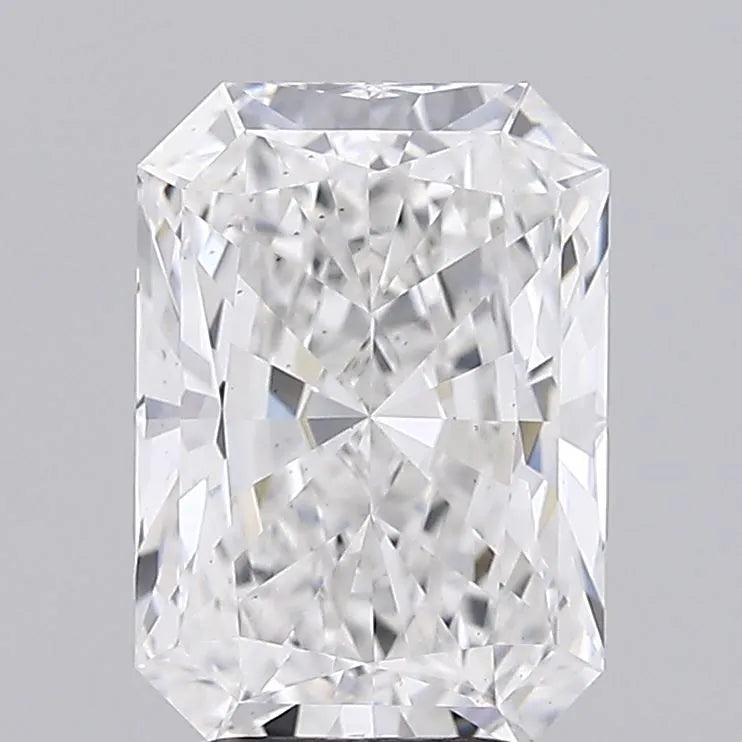 3.09ct Radiant Lab Grown Diamond (Colour E, Clarity VS2, IGI Certified)