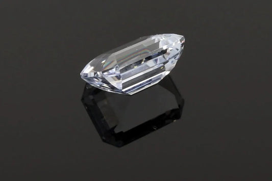 2.06ct Emerald Natural Sapphire (Colour White, Clarity Eye Clean, Cut Faceted)