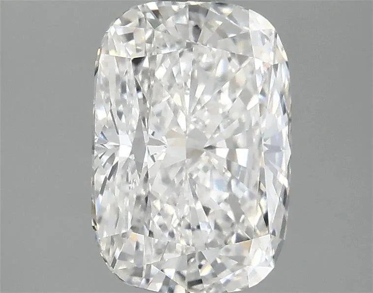 2.10ct Cushion modified Lab Grown Diamond (Colour E, Clarity VVS2, IGI Certified)
