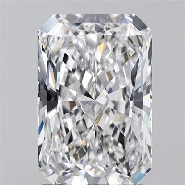 2.18ct Radiant Lab Grown Diamond (Colour E, Clarity VVS2, IGI Certified)