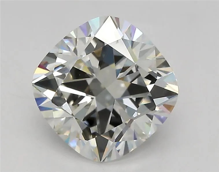 2.24ct Cushion brilliant Lab Grown Diamond (Colour G, Clarity VVS2, IGI Certified)