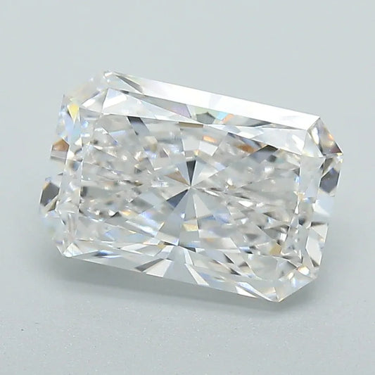 2.28ct Radiant Lab Grown Diamond (Colour E, Clarity VVS1, IGI Certified)