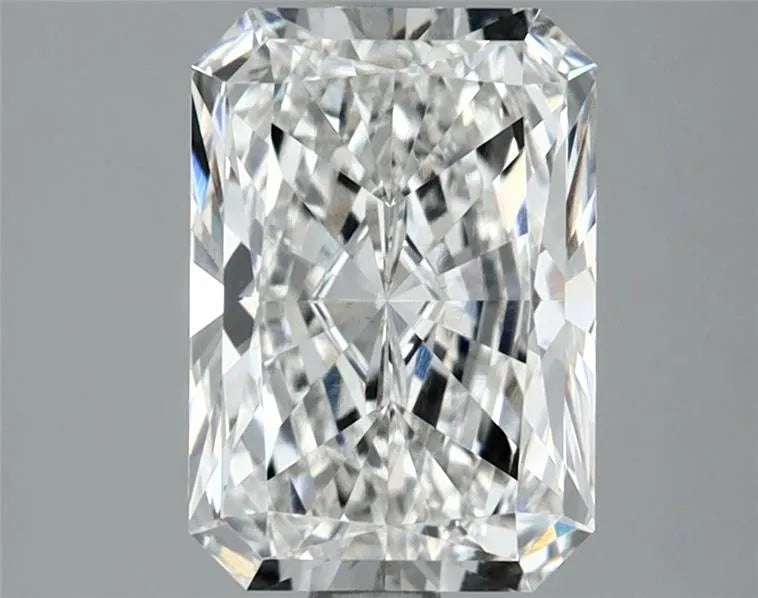 2.29ct Radiant Lab Grown Diamond (Colour F, Clarity VS1, IGI Certified)