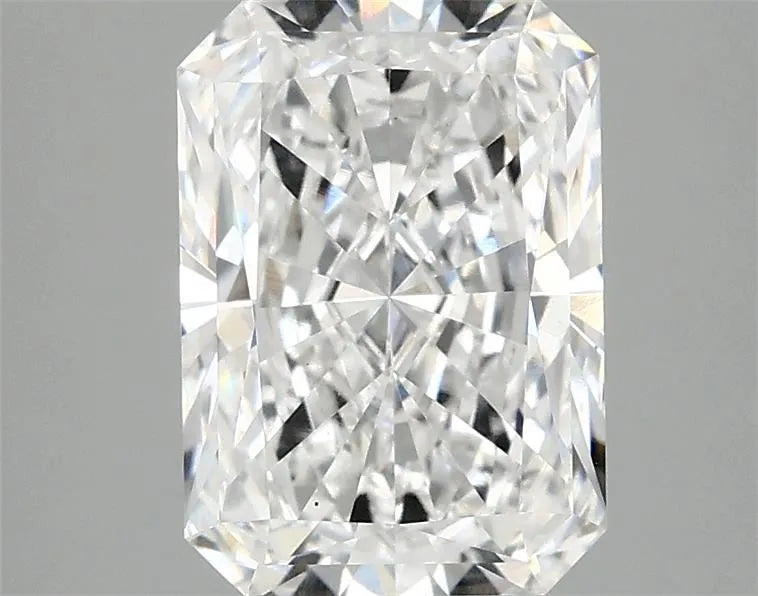 2.44ct Radiant Lab Grown Diamond (Colour E, Clarity VS1, IGI Certified)