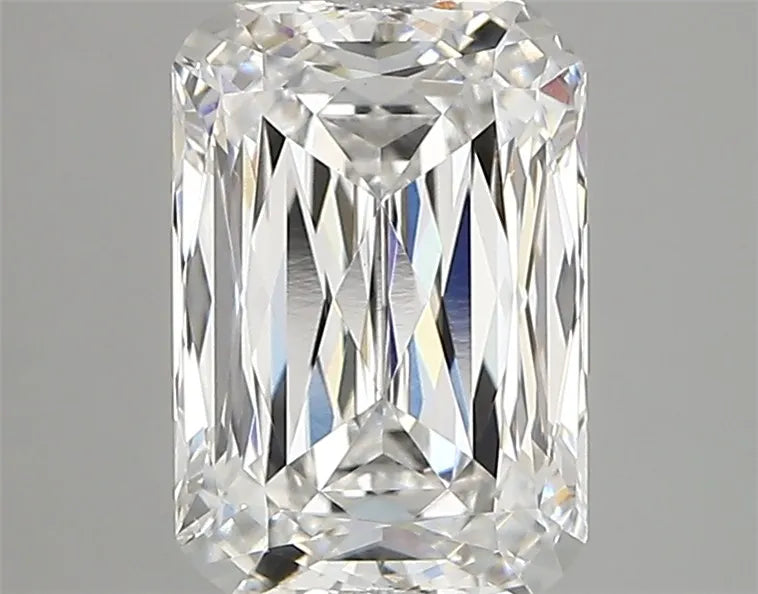 2.49ct Cushion modified Lab Grown Diamond (Colour E, Clarity VVS2, IGI Certified)