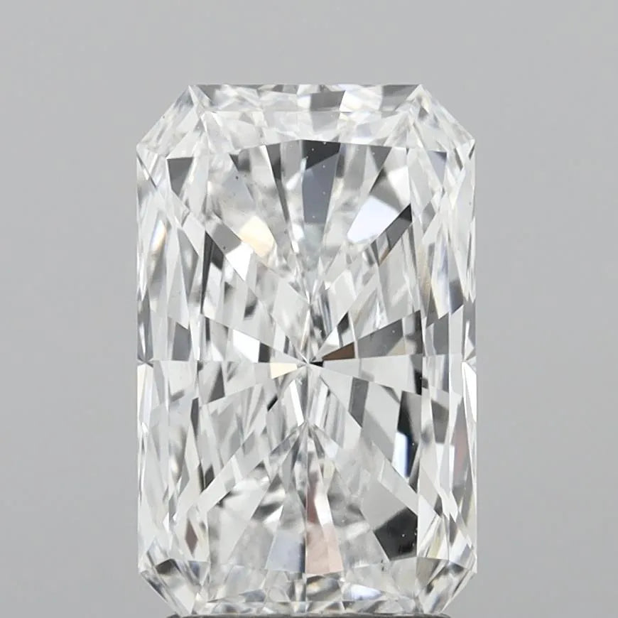 2.50ct Radiant Lab Grown Diamond (Colour E, Clarity VS1, IGI Certified)