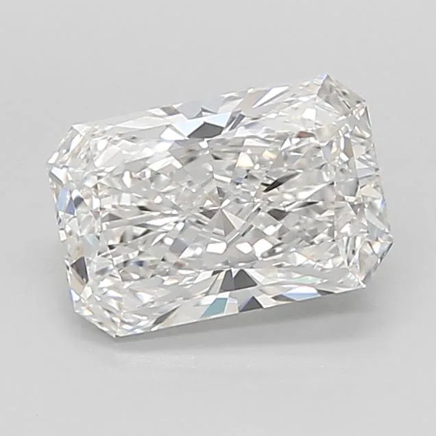 2.55ct Radiant Lab Grown Diamond (Colour E, Clarity VVS2, IGI Certified)