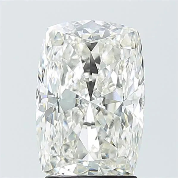 2.59ct Cushion modified Lab Grown Diamond (Colour G, Clarity VVS2, IGI Certified)