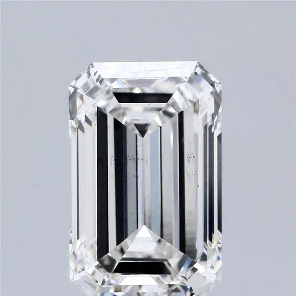2.60ct Emerald Lab Grown Diamond (Colour G, Clarity VS2, IGI Certified)