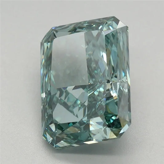 2.67ct Radiant Lab Grown Diamond (Colour Fancy Vivid Green, Clarity VVS2, IGI Certified)