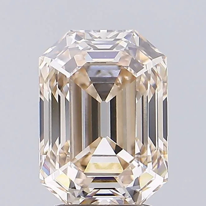 2.71ct Emerald Lab Grown Diamond (Colour Very Light Brown, Clarity VVS2, IGI Certified)