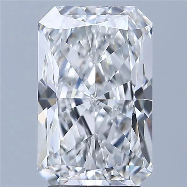 2.73ct Radiant Lab Grown Diamond (Colour E, Clarity VVS2, IGI Certified)