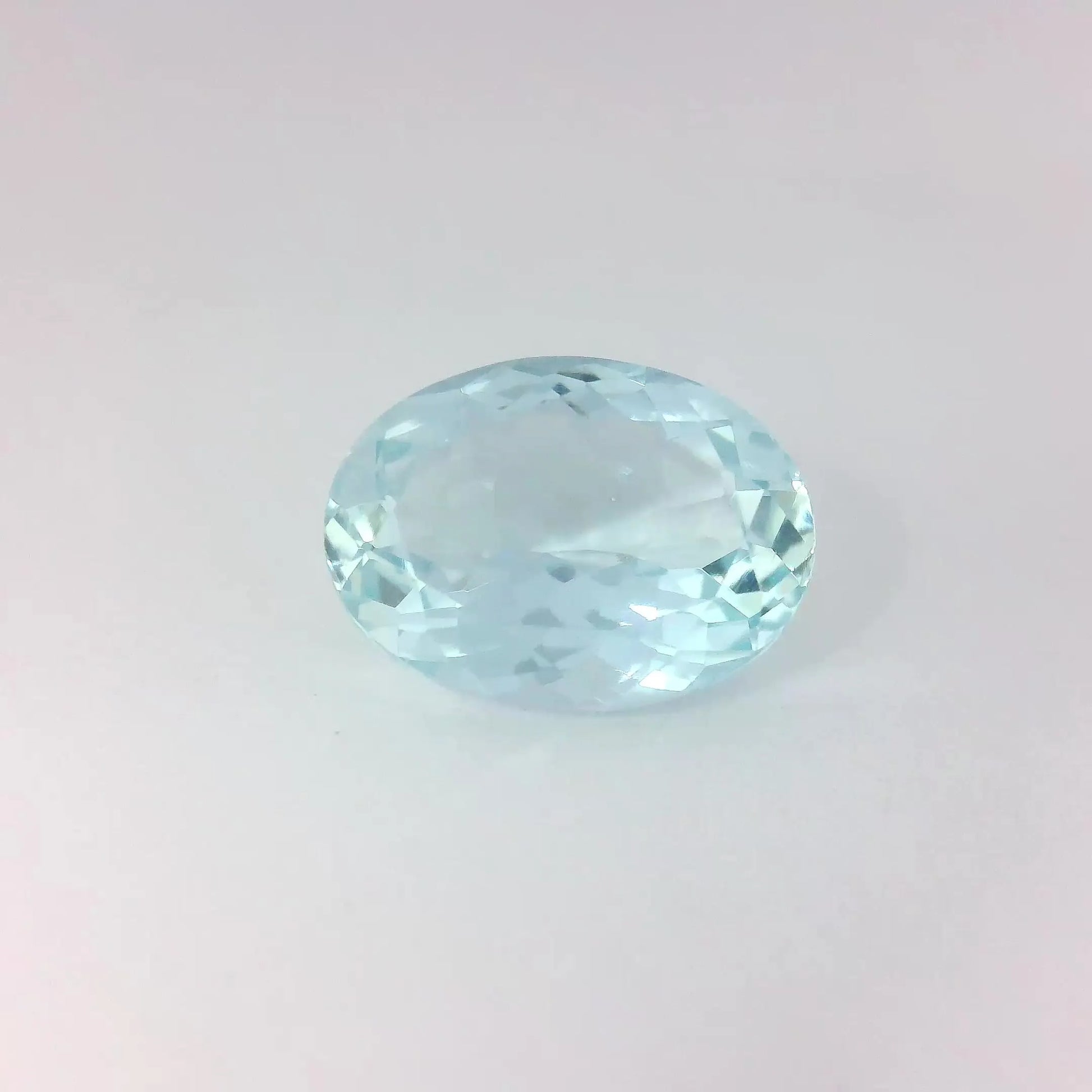 2.81ct Oval Natural Aquamarine (Colour Blue, Clarity Slightly Included, Cut Faceted)
