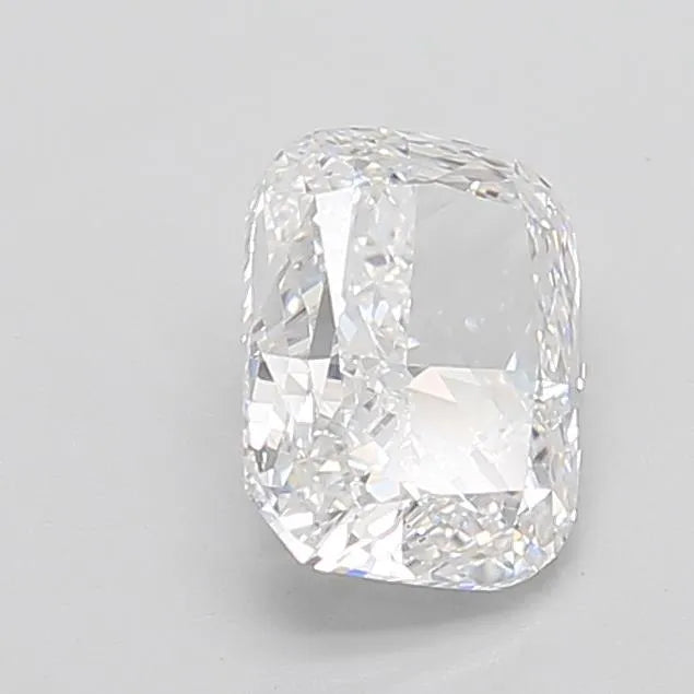 2.85ct Cushion modified Lab Grown Diamond (Colour D, Clarity VVS2, IGI Certified)