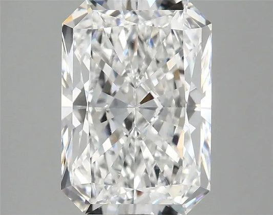 2.87ct Radiant Lab Grown Diamond (Colour E, Clarity VVS2, IGI Certified)
