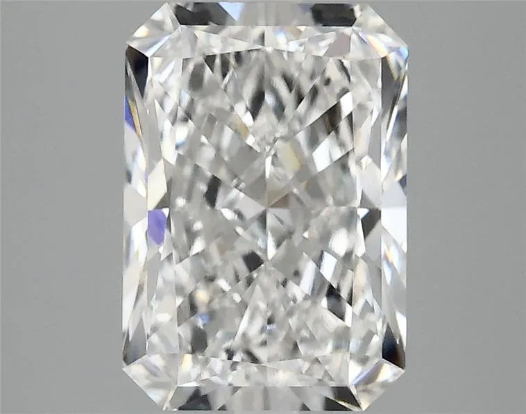 2.90ct Radiant Lab Grown Diamond (Colour E, Clarity VVS2, IGI Certified)