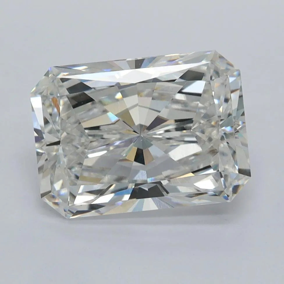 2.94ct Radiant Lab Grown Diamond (Colour E, Clarity VVS2, IGI Certified)