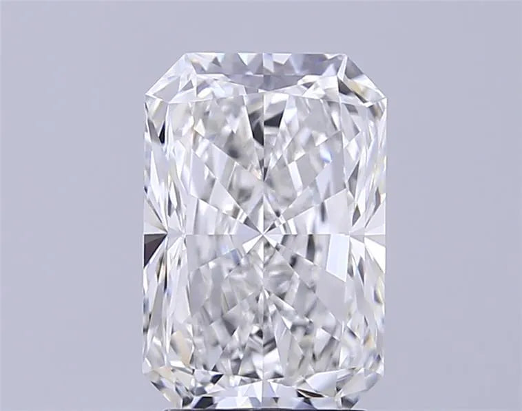 3.00ct Radiant Lab Grown Diamond (Colour F, Clarity VVS1, IGI Certified)