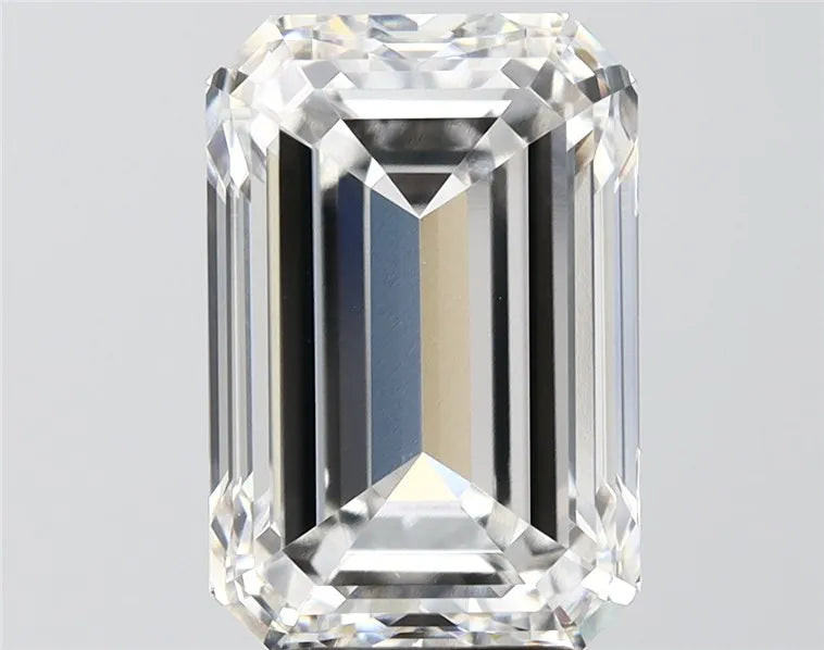 6.17ct Emerald Lab Grown Diamond (Colour F, Clarity VVS2, IGI Certified)