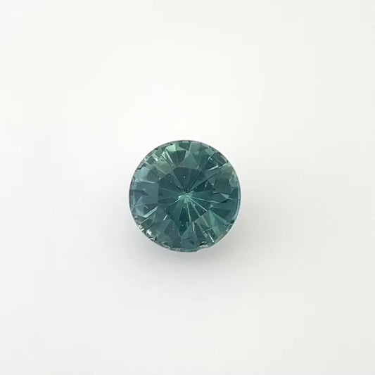 2.61ct Round Natural Sapphire (Colour Multicolor, Clarity Slightly Included, Cut Faceted)