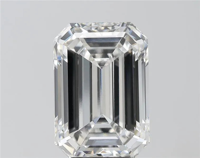3.86ct Emerald Lab Grown Diamond (Colour I, Clarity VS1, IGI Certified)