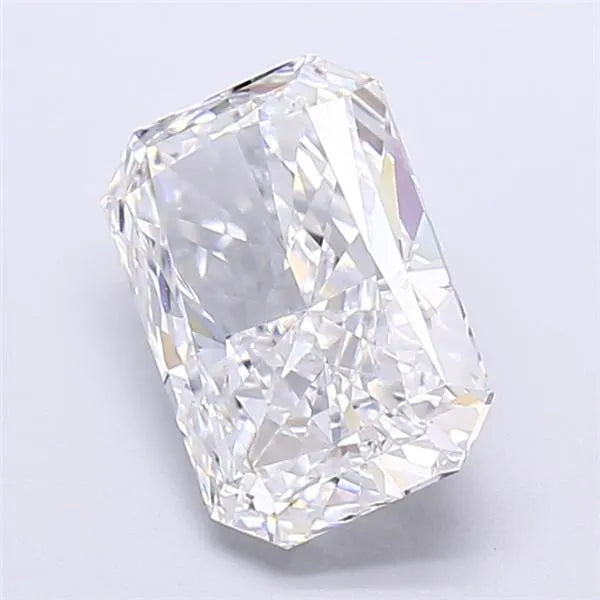 4.03ct Radiant Lab Grown Diamond (Colour D, Clarity VVS2, IGI Certified)
