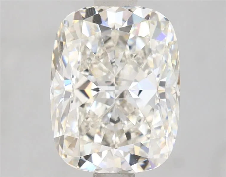 2.64ct Cushion brilliant Lab Grown Diamond (Colour G, Clarity VVS2, IGI Certified)