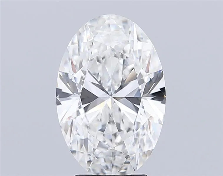 3.78ct Oval Lab Grown Diamond (Colour E, Clarity VVS2, IGI Certified)