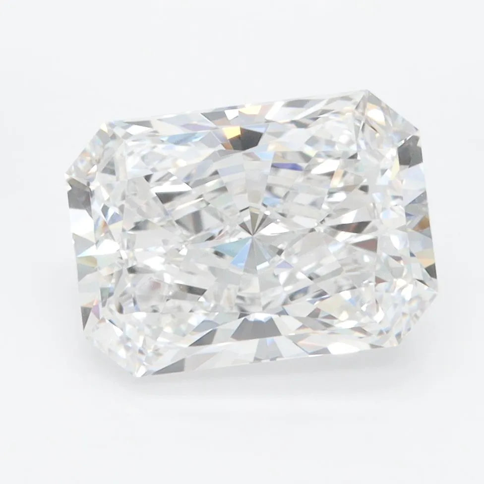 2.84ct Radiant Lab Grown Diamond (Colour D, Clarity VVS1, GIA Certified)