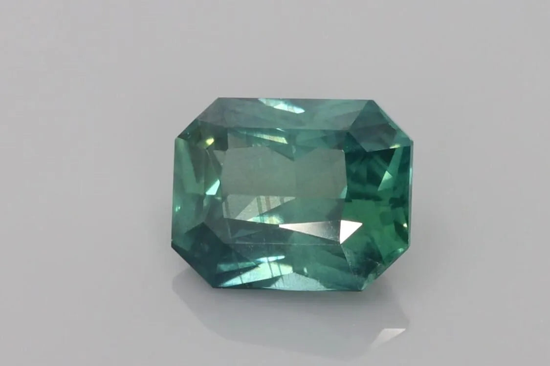 4.14ct Emerald Natural Sapphire (Colour Multicolor, Clarity Slightly Included, Cut Faceted)
