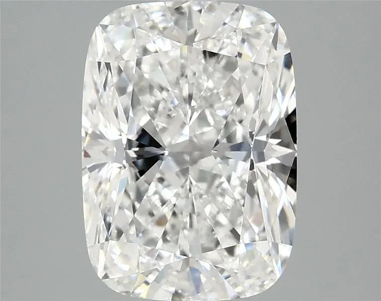 3.02ct Cushion modified Lab Grown Diamond (Colour E, Clarity VS1, IGI Certified)