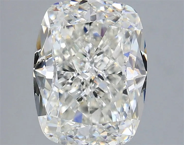 3.01ct Cushion modified Lab Grown Diamond (Colour G, Clarity VS1, IGI Certified)