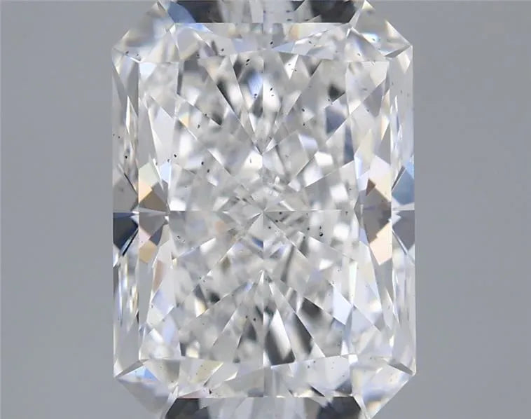 3.01ct Radiant Lab Grown Diamond (Colour D, Clarity SI1, IGI Certified)