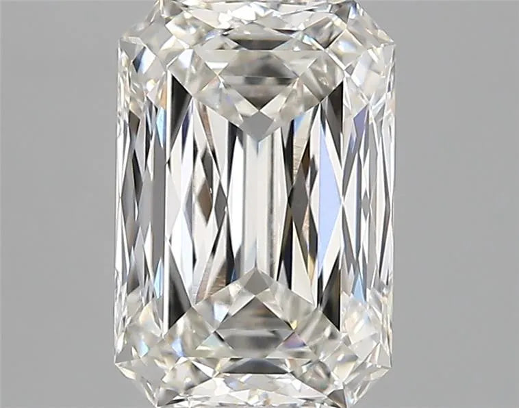 3.02ct Radiant Lab Grown Diamond (Colour G, Clarity VVS2, IGI Certified)