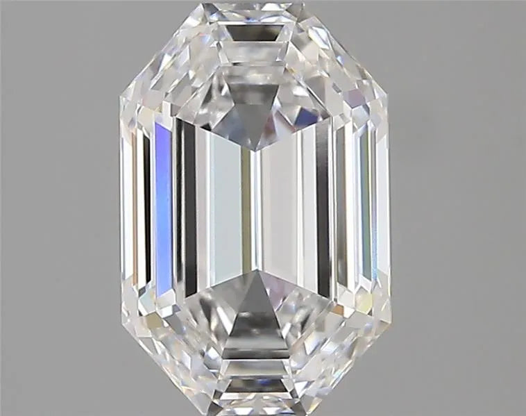 3.03ct Octagonal Lab Grown Diamond (Colour D, Clarity VVS1, IGI Certified)