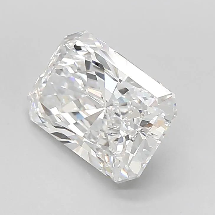 3.03ct Radiant Lab Grown Diamond (Colour E, Clarity VS1, IGI Certified)