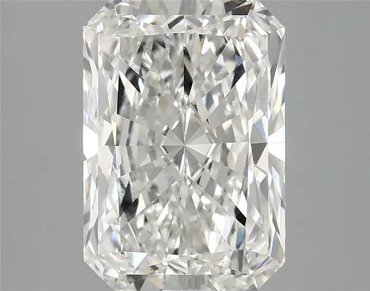 3.04ct Radiant Lab Grown Diamond (Colour G, Clarity VS2, IGI Certified)