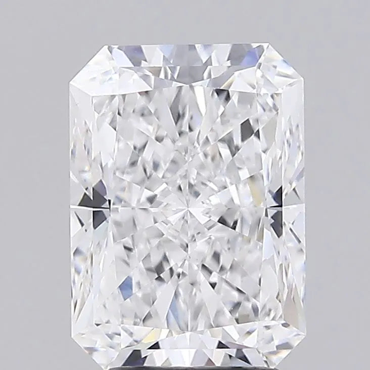 3.05ct Radiant Lab Grown Diamond (Colour D, Clarity VVS1, IGI Certified)