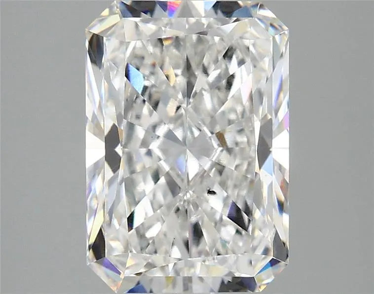 3.05ct Radiant Lab Grown Diamond (Colour E, Clarity SI1, IGI Certified)