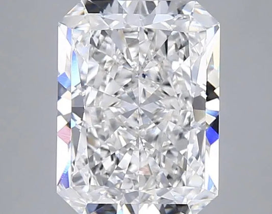 3.05ct Radiant Lab Grown Diamond (Colour G, Clarity VVS2, IGI Certified)
