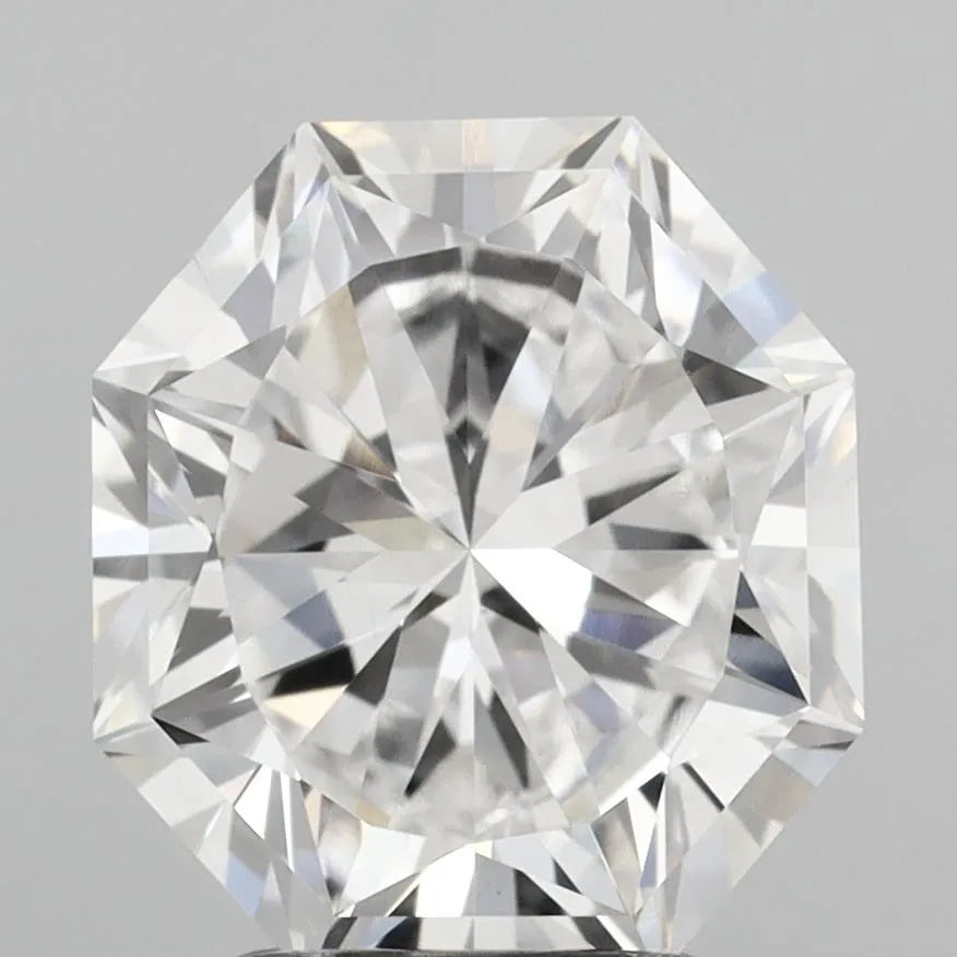 3.06ct Octagonal Lab Grown Diamond (Colour E, Clarity VVS2, IGI Certified)