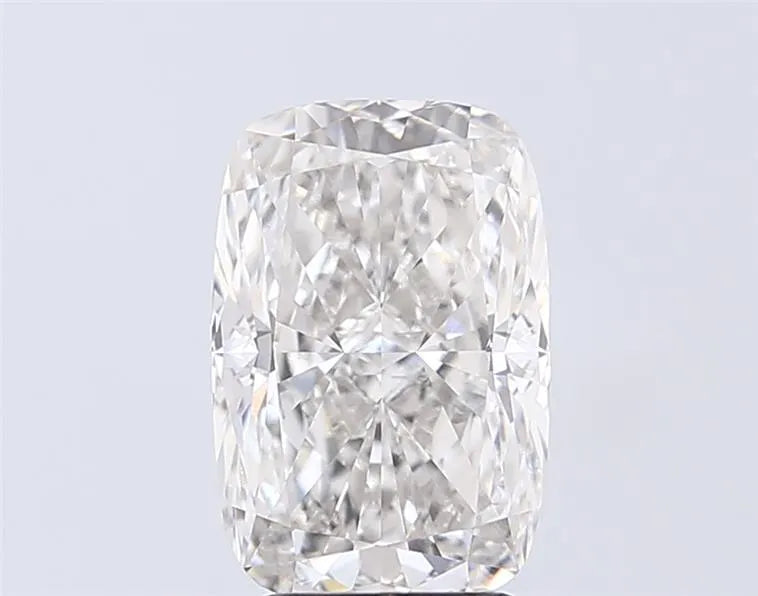 3.07ct Cushion modified Lab Grown Diamond (Colour G, Clarity VVS2, IGI Certified)