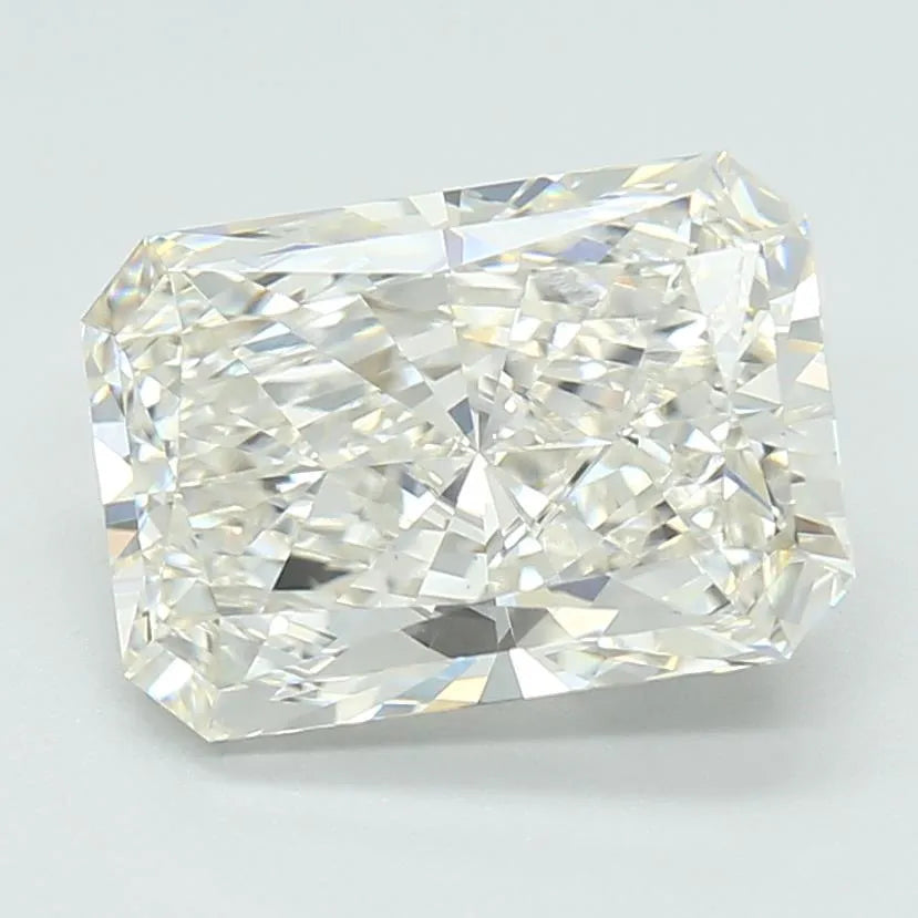 3.09ct Radiant Lab Grown Diamond (Colour G, Clarity VS1, Cut EX, IGI Certified)