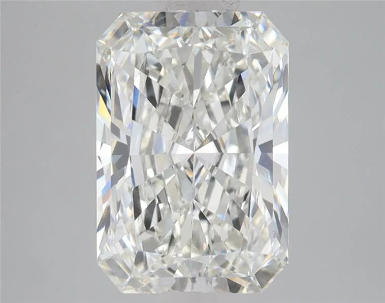 3.09ct Radiant Lab Grown Diamond (Colour G, Clarity VVS2, IGI Certified)